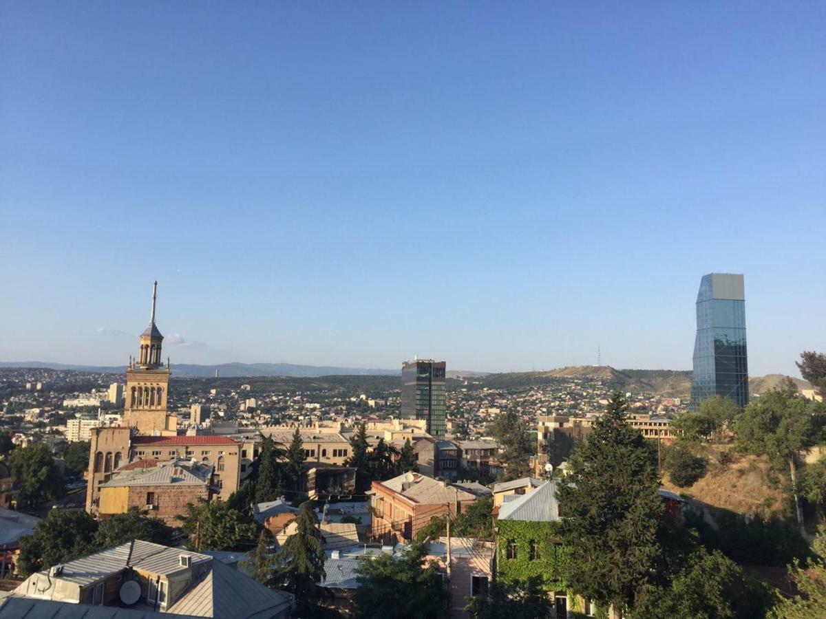 Twins Hotel Tbilisi Buitenkant foto